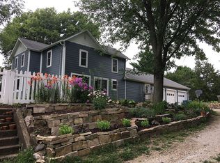 303 Red Oak Rd, Walnut, IL 61376