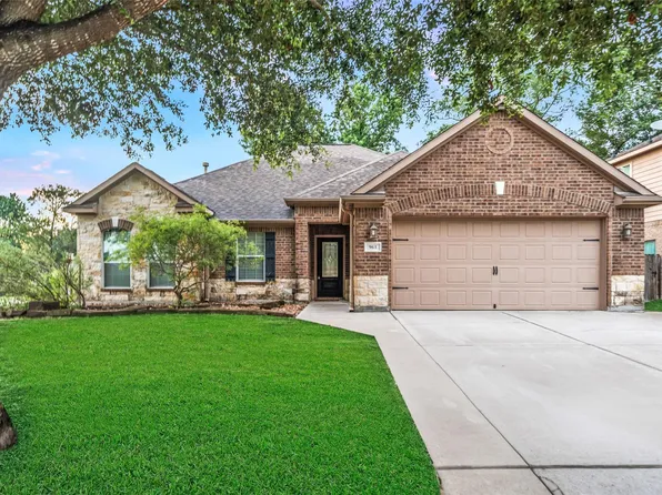 961 Wannan Ln, Conroe, TX 77301