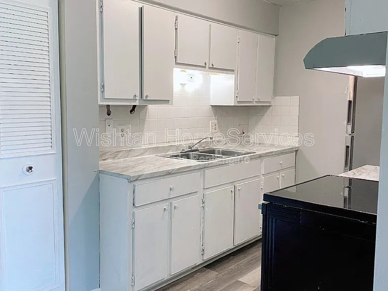 219 Charleston Blvd #5 — Photo 1