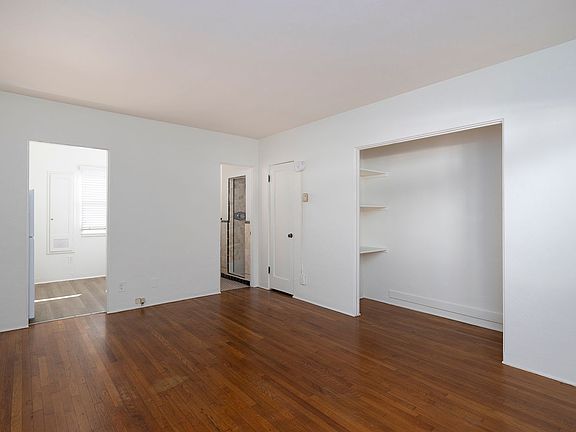 5th image of 3752 10th Ave #0