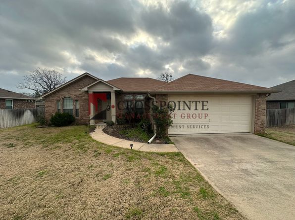 393 Molly Ln
