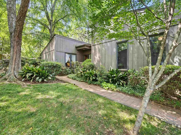 135 Ingleoak Ln, Greenville, SC 29615