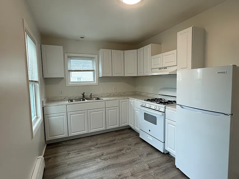 43 Trenton St #3 — Photo 1