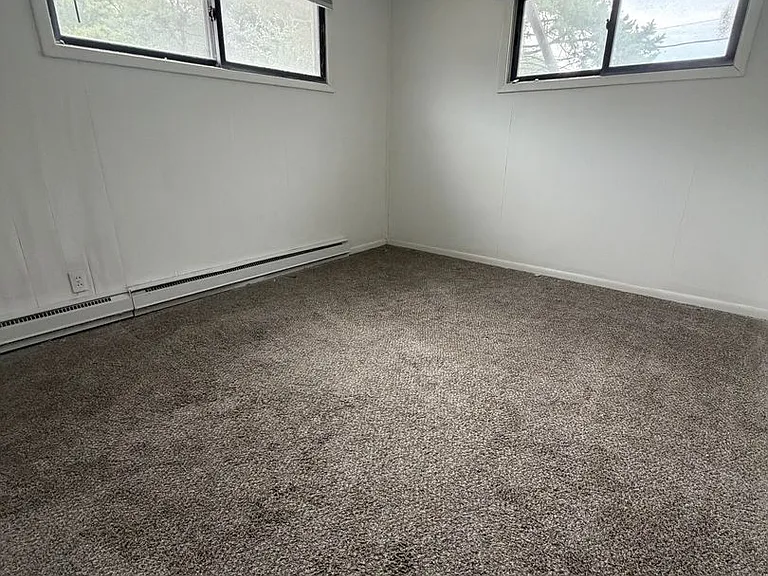 Indian Hills Apartments — Photo 5