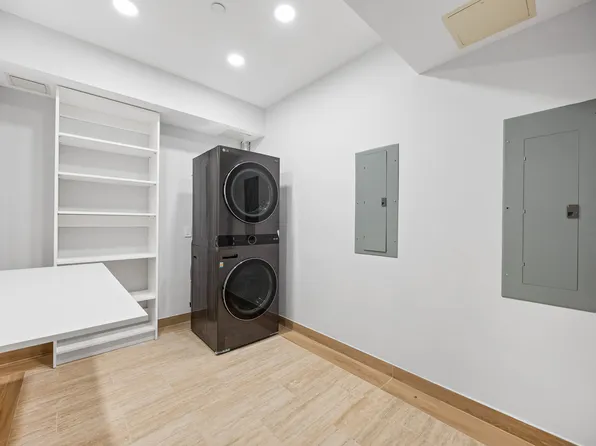 139 Highland Avenue image 24 of 26