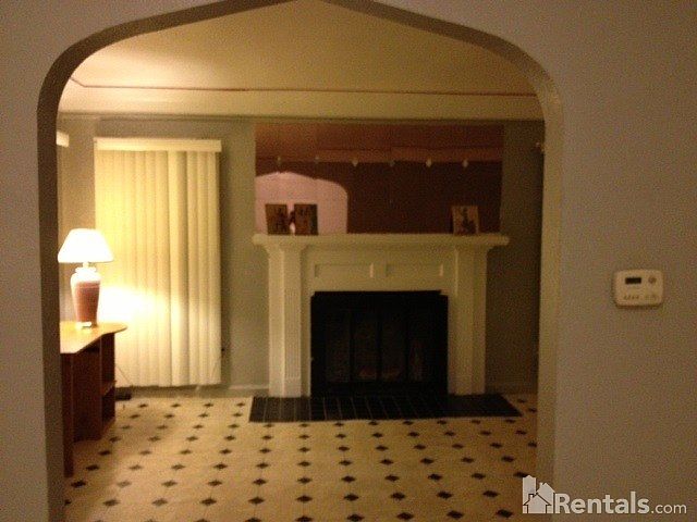 2nd image of 16876 Prest St