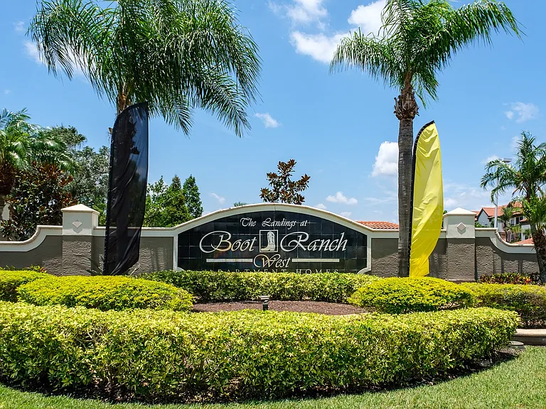 The Landings at Boot Ranch | Palm Harbor FL | Building Exterior