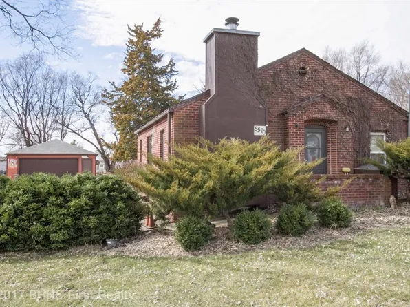 5570 NE 3rd St, Des Moines, IA 50313
