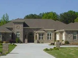 2231 Lenora Rd, Loganville, GA 30052