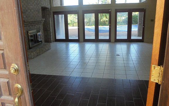 3rd image of 2951 Lazy Lake Dr