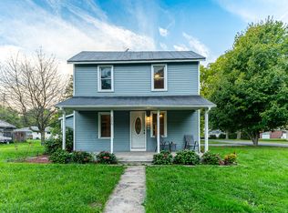 255 N Robinson St, Lyons, MI 48851