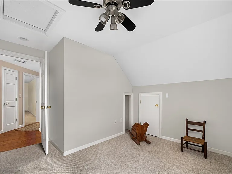 318 Sutton St #0 — Photo 13