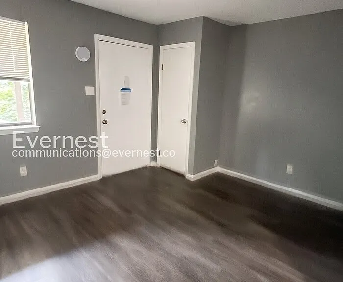 9 Meredith Ct #6 — Photo 16