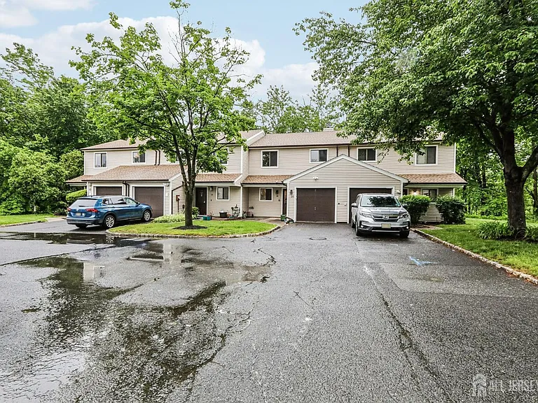 20 Palm Ct — Photo 5