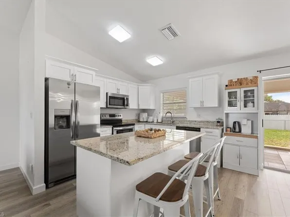 605 SW 18th TER, CAPE CORAL, FL 33991