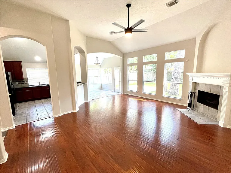 71 E Hobbit Glen Dr — Photo 8