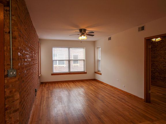 4th image of 4927 N Kedzie Ave #906dea0b5
