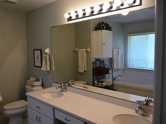 4th image of 8957 Bridgeport Bay Cir