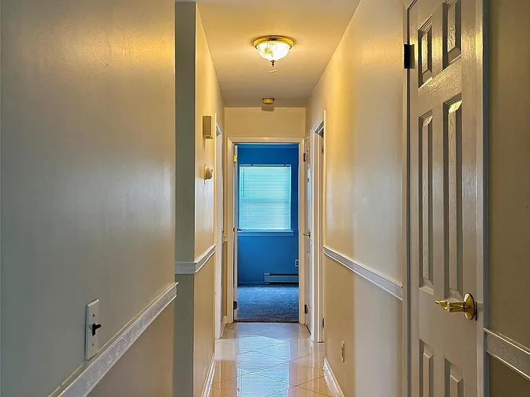 17 Alex Ln — Photo 11