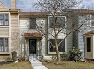 9 Medoc Ct, Marlton, NJ 08053