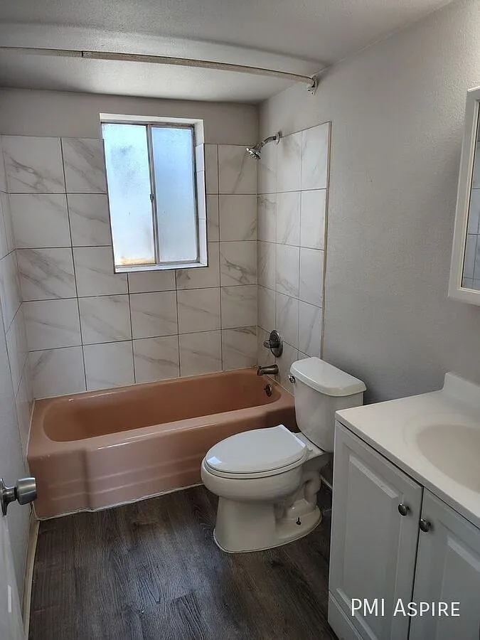 2 bed, 1.0 bath, 1000 sqft, $1,100 — Photo 4