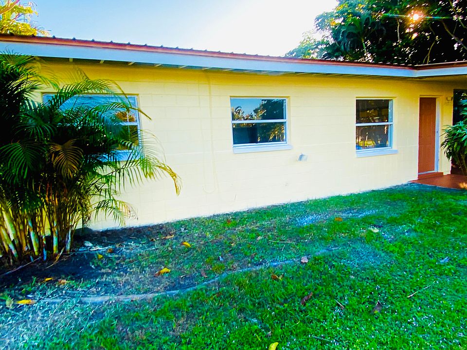 1st image of 235 Willow Ave