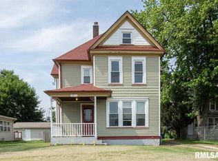 1217 12th Ave, Moline, IL 61265