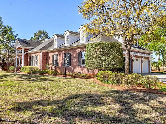 4th image of 8708 Sedgley Dr