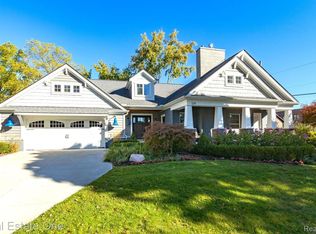 124 Ferndale Ave, Rochester, MI 48307