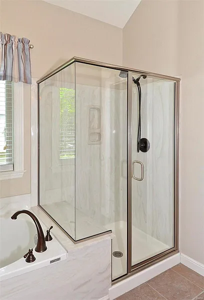 Thumbnail 16