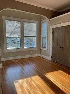 5th image of 324 10th St