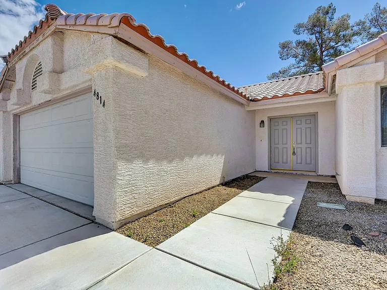 4814 Spring Falls Way — Photo 4