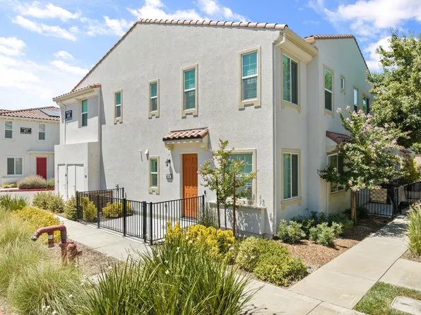 5301 E Commerce Way Unit 68101, Sacramento, CA 95835