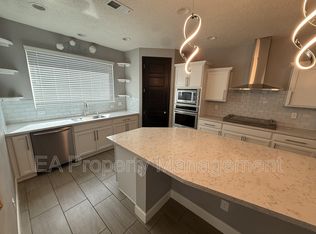 12036 Monachos Rd SE, Albuquerque, NM 87123