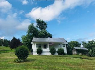 659 Cedar Lakes Dr, Ripley, WV 25271
