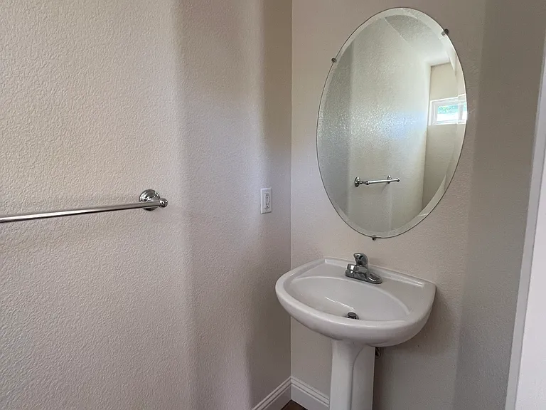 1694 Shay Way — Photo 17
