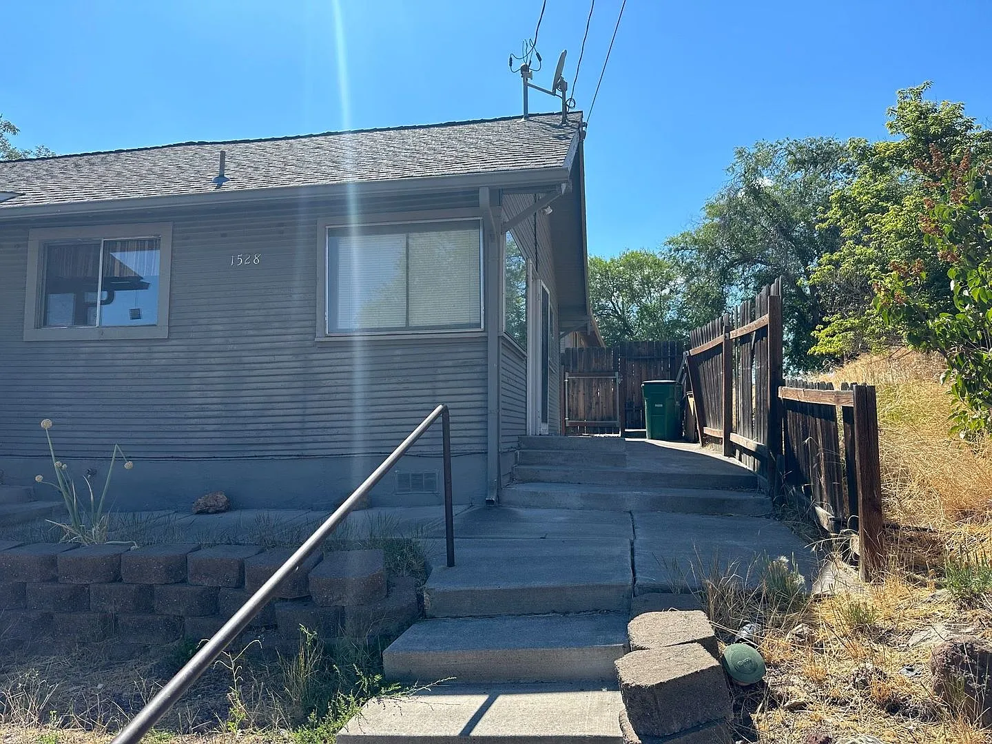 1528 Wilford Ave — Photo 3