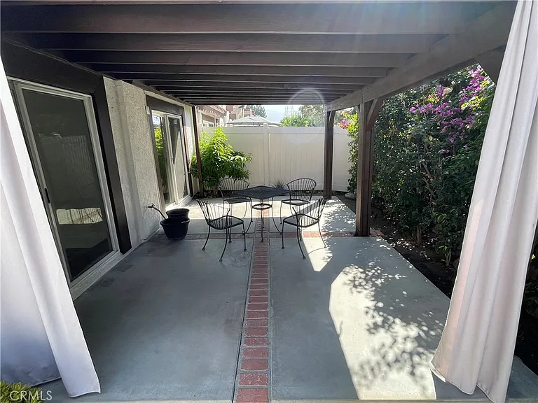 2668 Hacienda Dr — Photo 19