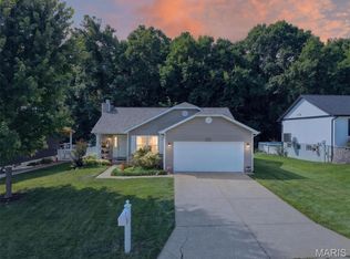 2448 Cobblestone Ct, Imperial, MO 63052