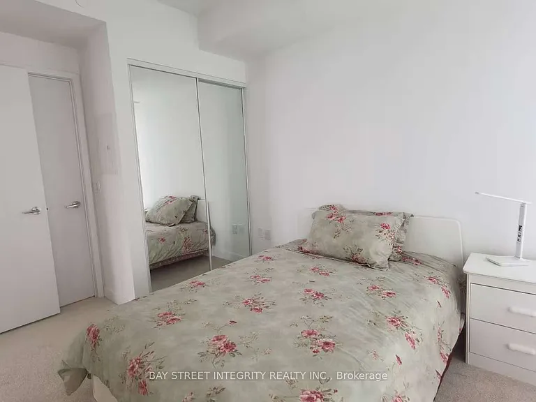 238 Simcoe St #2508 — Photo 3