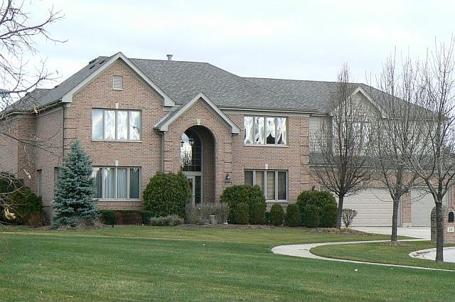 1st image of 208 Seers Ct