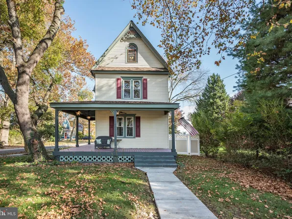 401 Elm Ave, Riverton, NJ 08077