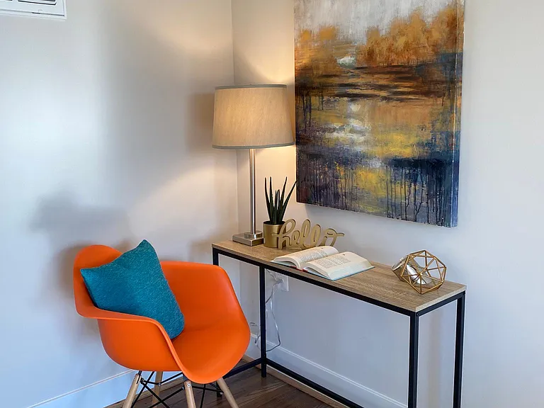 713 Park Ave #B — Photo 4