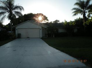 1610 SE Mansfield St, Pt Saint Lucie, FL 34953