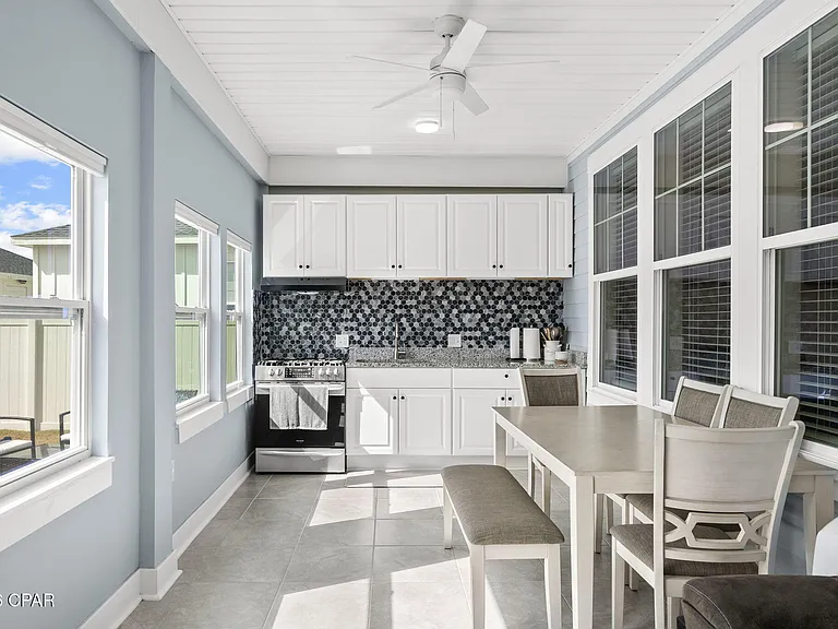 2101 Kingfisher Ct — Photo 35