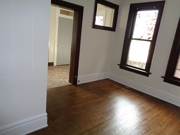 4th image of 415-417 E 15th Ave #415