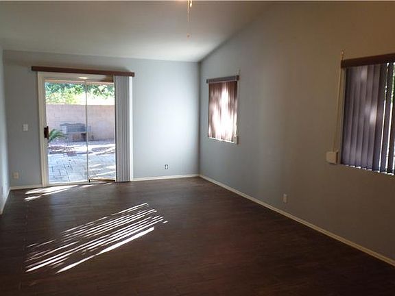 3rd image of 4021 W Columbine Dr
