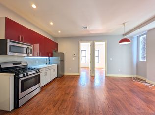 1530 Park Pl #1R, Brooklyn, NY 11213