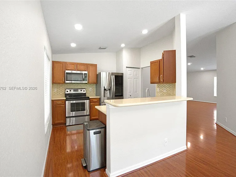 5603 SE Graham Dr — Photo 17