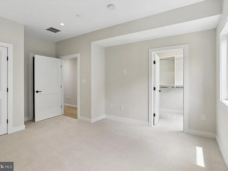 3929 Fulton St NW #A — Photo 20